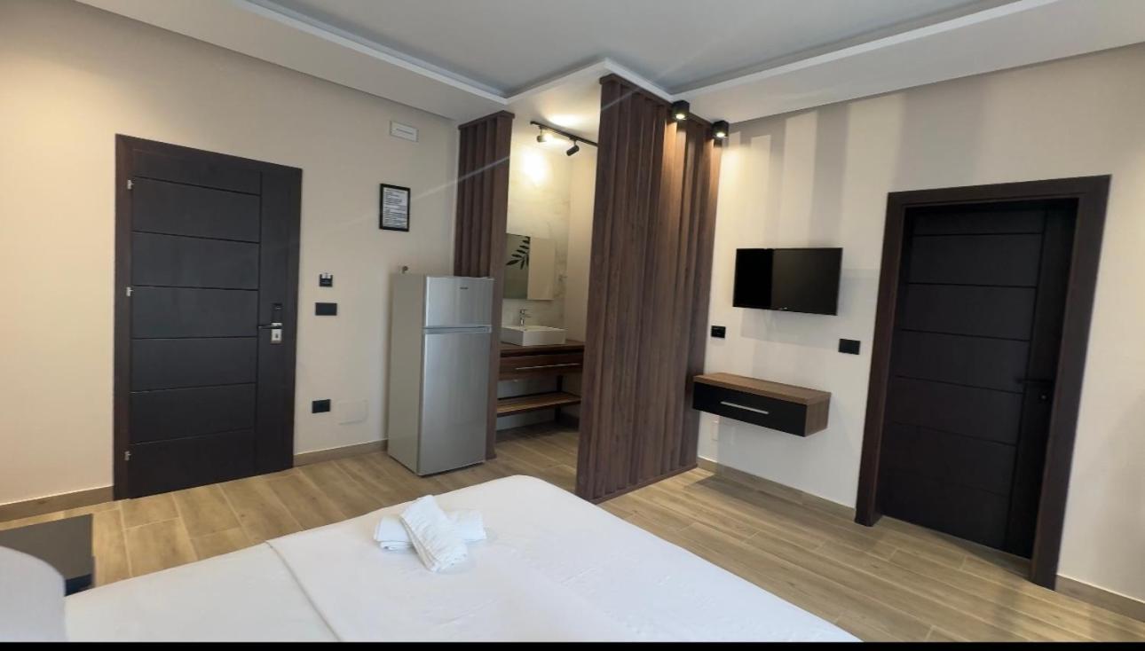 Villa Jons & Grace Velipoje Bagian luar foto